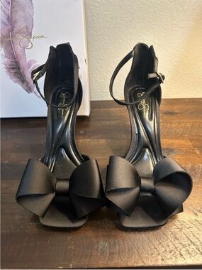 Jessica Simpson Black Satin Bow Open-Toe Ankle-Strap Heels